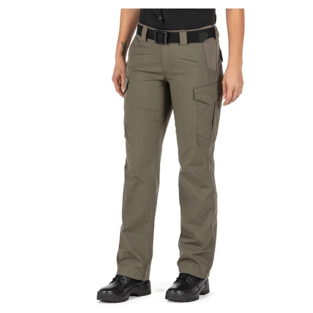 Cute, comfy, functional CARGO PANTS- Tactical 5.11 Women’s Icon Pant Size 2
